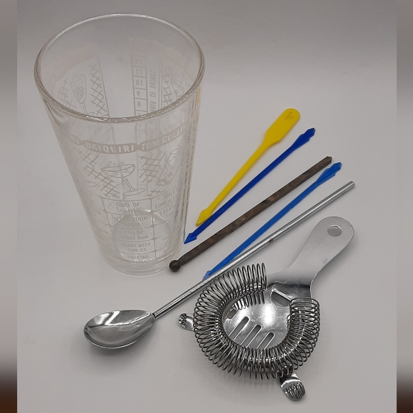 VTG Federal Glass Bartender Cocktail Mixed Drink Recipe Shaker Glass Strainer + - Picture 4 of 5